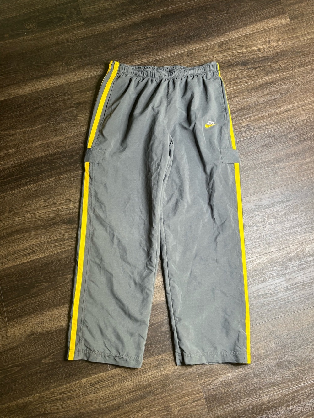 Vintage Nike Track Pants 2XL Gray Gold Piping Lined Windbreaker Baggy Warm Up